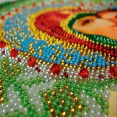 Вишивка бісером